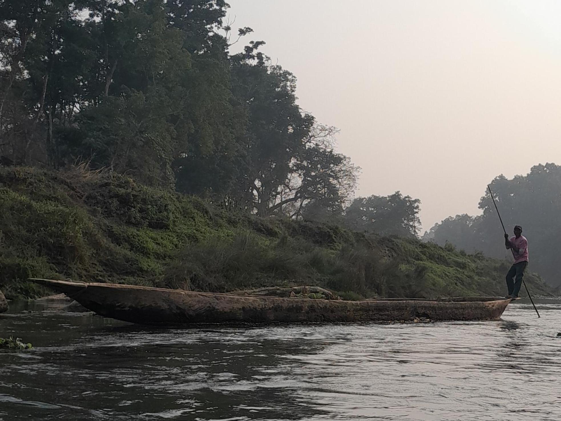 Hotel Crocodile Safari Camp à Chitwan Extérieur photo